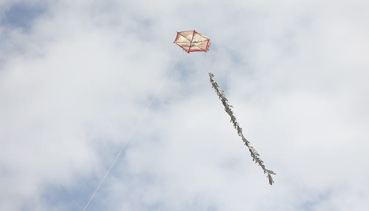 Χαρταετοί στα τείχη