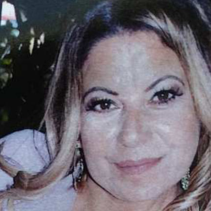 Ποια λόγια να παρηγορήσουν τη φίλη και καλή συνάδελφό μας εδώ στην «Π», Μαρία Γεμιτζάκη, για την πρόωρη και απροσδόκητη απώλεια της πολυαγαπημένης αδερφής της, Γεωργίας (φωτό), την οποία συγγενείς και φίλοι συνόδευσαν συντετριμμένοι στην τελευταία της κατοικία, στο νέο κοιμητήριο Ηρακλείου, το μεσημέρι της Κυριακής.