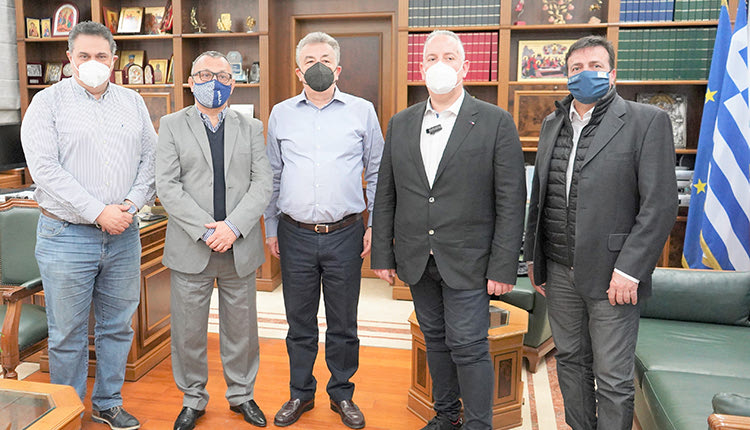 ια το Ευρωπαϊκό βετεράνων τζούντο συζήτησαν αξιωματούχοι της Ομοσπονδίας με Περιφερειάρχη