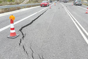 Αντιδράσεις και πολλά ερωτηματικά για την καθίζηση στο δρόμο της Μεσσαράς