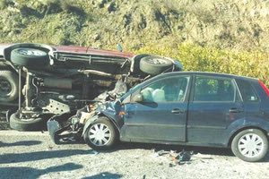 Νεκροί ανασύρθηκαν οι επιβάτες του Ι.Χ.