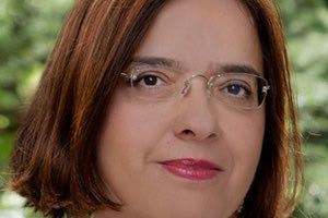 ΠΑΡΟΥΣΙΑΖΕΤΑΙ ΤΟ ΝΕΟ ΒΙΒΛΙΟ ΤΗΣ ΕΥΑΣ ΜΑΘΙΟΥΔΑΚΗ Μια Ηρακλειώτισσα συγγραφέας μάς ταξιδεύει στην Κηφισιά του ’50 και του ’60