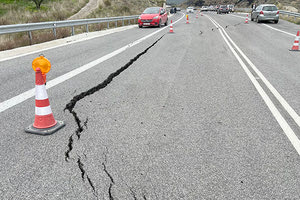 μεσαρα Καθίζηση δρόμου: Προτεραιότητα στην γεωτεχνική μελέτη