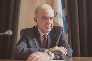 Ο κ. Λαμπρινός