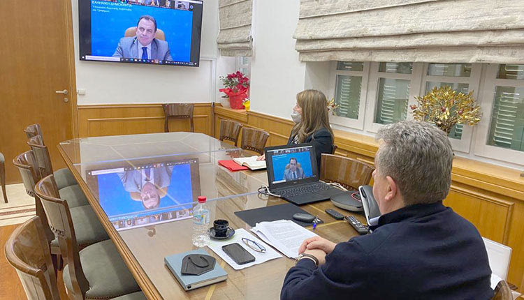 Ο Σταύρος Αρναουτάκης σε τηλεδιάσκεψη με τον Υπουργό Αγροτικής Ανάπτυξης και Τροφίμων Γεώργιο Γεωργαντά