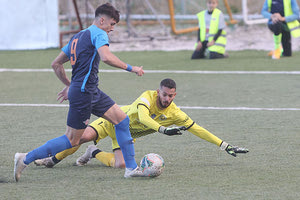 Πολύτιμη νίκη πήρε στη Νεάπολη ο Αλμυρός (φάση από το ματς του α’ γύρου)