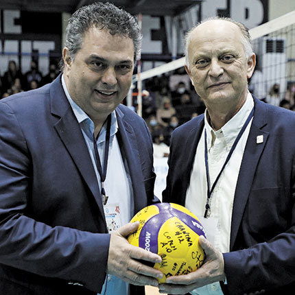   Ο κ. Μπακοδήμος τίμησε τον κ. Πιτσούλη