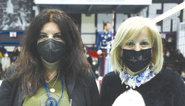 Η Παπαδάκη και η Παρασκάκη που βραβεύτηκαν