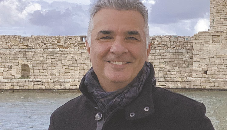 Ο κ. Μάνος Ταμιωλάκης