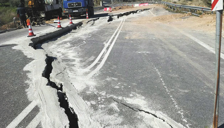 Και από τα ρίχτερ κινδυνεύει ο δρόμος της Μεσσαράς