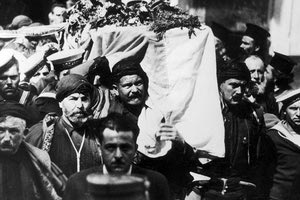ΦΩΤΟΗΜΕΡΑΣ: 18 Μαρτίου 1936. Πεθαίνει ο Ελευθέριος Βενιζέλος. Λίγες μέρες αργότερα γίνεται η κηδεία του στα Χανιά.
