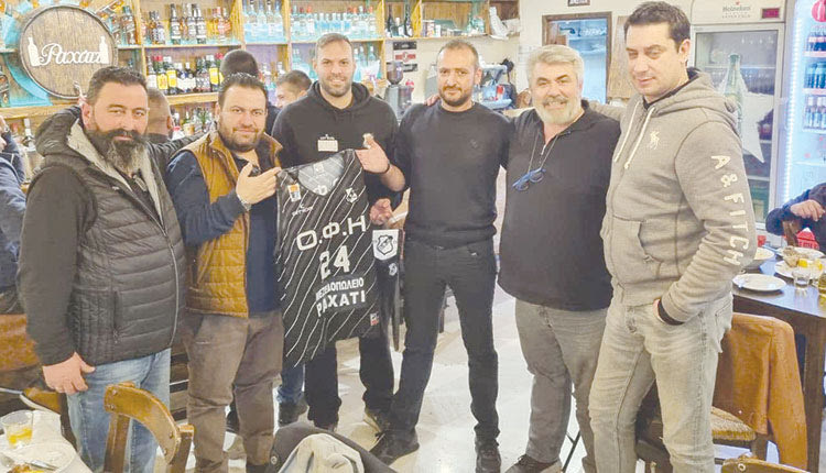 Στο μεζεδοπωλείο «Ραχάτι» δείπνησε πριν από λίγες μέρες,  η ομάδα μπάσκετ του ΟΦΗ.