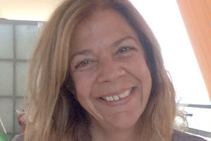 καθηγήτρια Γλωσσολογίας στο Τμήμα Φιλολογίας του Πανεπιστημίου Κρήτης Έλενα Αναγνωστοπούλου