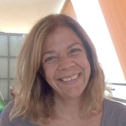 καθηγήτρια Γλωσσολογίας στο Τμήμα Φιλολογίας του Πανεπιστημίου Κρήτης Έλενα Αναγνωστοπούλου