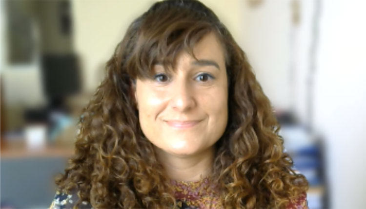 Η κ. Παπαδάτου