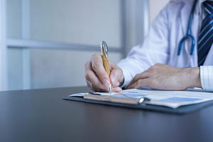 Ανασφάλιστοι: Μέχρι 30 Απριλίου η συνταγογράφηση από ιδιώτες γιατρούς