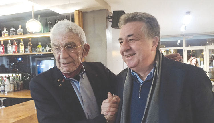 απο την εποχή που ήρθε να επενδύσει στους αμπελώνες της περιοχής ο κ Μπουτάρης και που  τότε ο κ Αρναουτάκης ήταν στην πρώτη του θητεία ως Δήμαρχος Αρχανών.