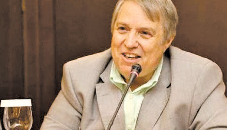 Το στέλεχος του ΣΑΤΕ  κ. Ζαχαρίας Αθουσάκης