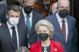 Την επιβολή νέου πακέτου κυρώσεων προς τη Ρωσία εξετάζει η Ευρώπη