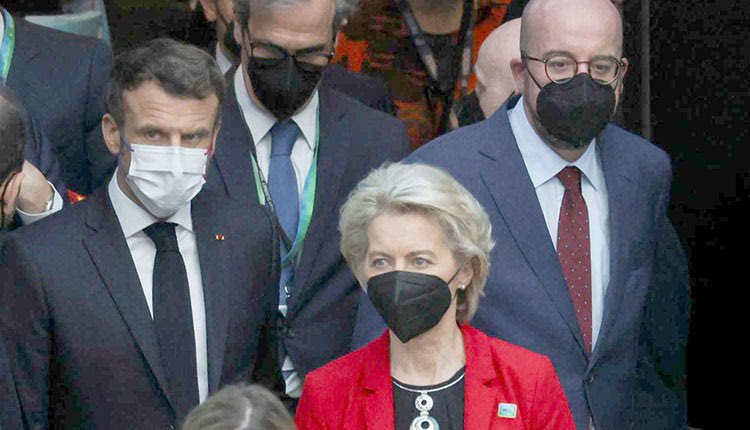 Την επιβολή νέου πακέτου κυρώσεων προς τη Ρωσία εξετάζει η Ευρώπη