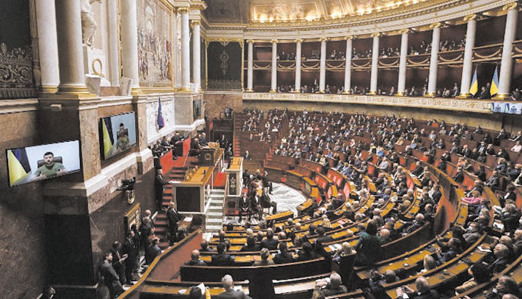 Με βιντεοκλήση στη γαλλική εθνοσυνέλευση ο Ζελένσκι