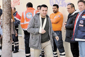 Συνολική ποινή φυλάκισης 22 μήνες κατά συγχώνευση στον καθένα, με τριετή αναστολή, επέβαλε την Πέμπτη το Τριμελές Πλημμελιοδικείο Ηρακλείου στους δύο νεαρούς, οι οποίοι τα ξημερώματα της 9ης Φεβρουαρίου 2020 συνελήφθησαν από αστυνομικούς για απρόκλητες επιθέσεις σε βάρος δύο ατόμων, ενός διασώστη του ΕΚΑΒ και ενός αλλοδαπού στο Ηράκλειο.