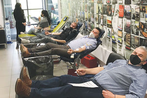 Η Χαλκιαδάκης Α.Ε., σε συνεργασία με το σωματείο «Η Παρέα της Αγάπης», διοργάνωσαν εθελοντική αιμοδοσία