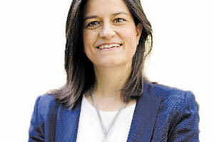 Η κ. Κεραμέως