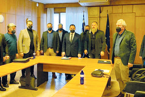 στο Υπουργείο Αγροτικής Ανάπτυξης, οι εκπρόσωποι των Συλλόγων Παραγωγών και από τους τέσσερις νομούς της Κρήτης