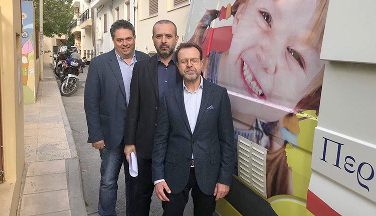 Στα σχολεία η Κινητή Μονάδα Οδοντιατρικής της Περιφέρειας Κρήτης