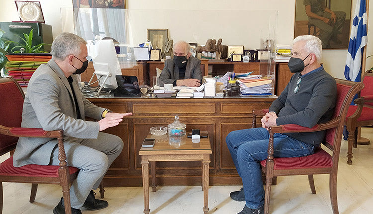 Τεχνικές παρεμβάσεις αποκατάστασης στα σεισμόπληκτα σχολεία υπέγραψε ο Δήμαρχος κ. Βασίλης Λαμπρινός