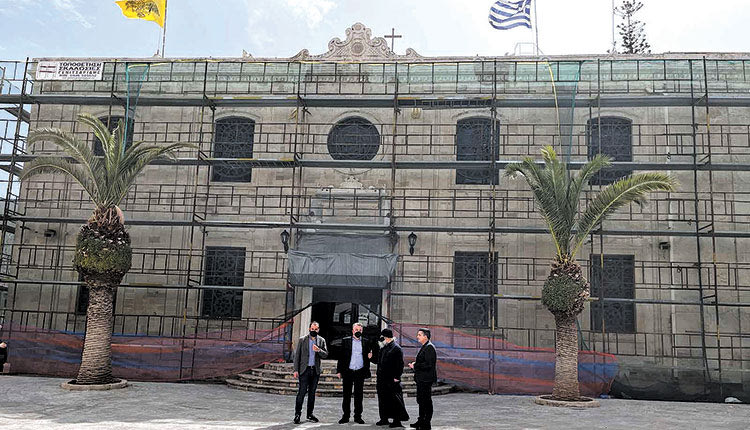 Επίσκεψη Αρναουτάκη στον Άγιο Τίτο