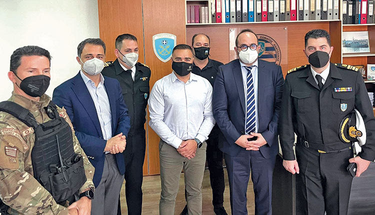 Από την επίσκεψη στο Λιμεναρχείο Ηρακλείου