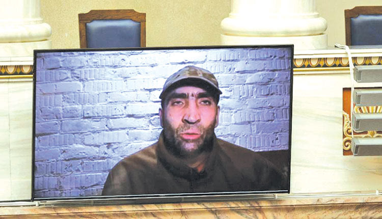 Έντονες αντιδράσεις στη Βουλή για την παρέμβαση μέλους του τάγματος Αζόφ