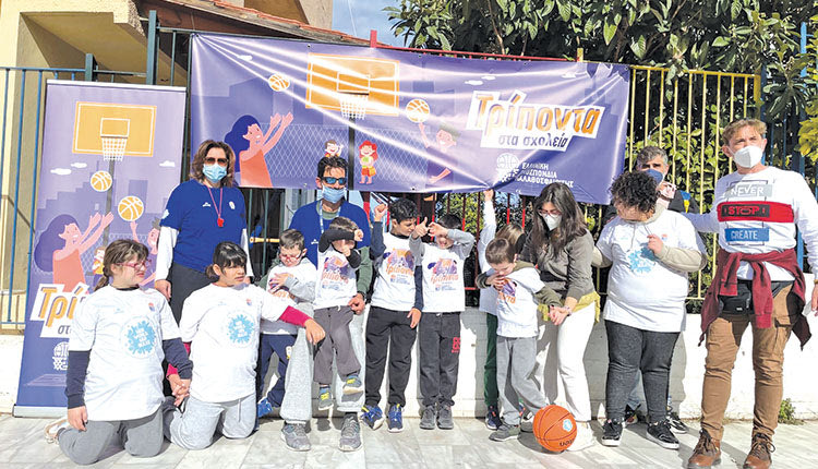 Στάση και στο Ειδικό Δημοτικό Σχολείο Κωφών και Βαρήκοων έκανε το πρόγραμμα της ΕΟΚ