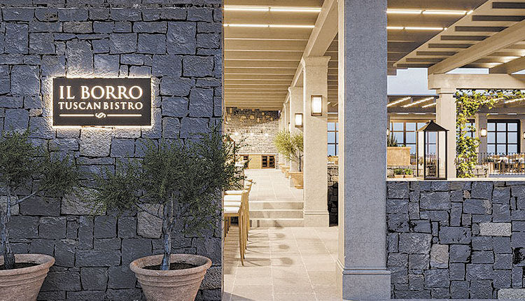 Ferragamo στην Ελούντα