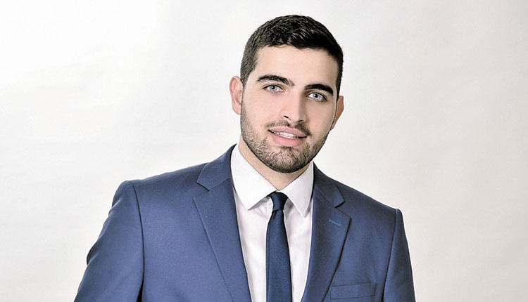 Λίγο πριν την υποψηφιότητά του  με τη ΝΔ στο Ηράκλειο, ο Κωνσταντίνος Β. Κεφαλογιάννης με απόφαση της κεντρικής διοίκησης της Νέας Δημοκρατίας ορίστηκε συντονιστής Παραγωγικών Τομέων του κόμματος