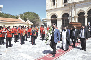 ΤΟ ΗΡΑΚΛΕΙΟ ΑΠΟΧΑΙΡΕΤΗΣΕ ΧΘΕΣ ΤΟΝ ΑΡΧΙΜΟΥΣΙΚΟ ΓΙΑΝΝΗ ΤΖΩΡΤΖΑΚΗ “Αντίο” υπό τους ήχους της αγαπημένης του Φιλαρμονικής;
