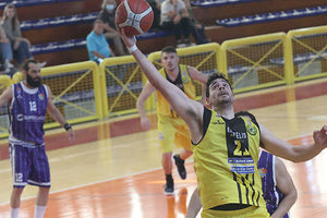 Ο Μπουμπάρης σε φάση από το χθεσινό παιχνίδι