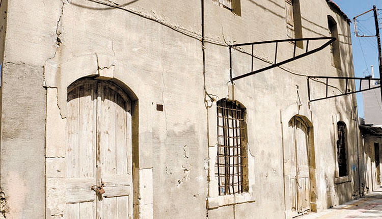 Η φάμπρικα Ανωγειανάκη