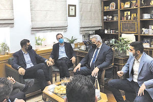 Από την επίσκεψη του κλιμακίου με τον Π. Μαρινάκη στην Περιφέρεια