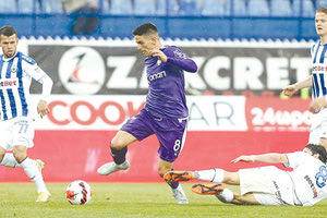 Κορυφαίος του ΟΦΗ χθες ο Νέιρα που διακρίνεται σε φάση από το ματς