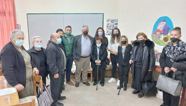 Τα κάλαντα του Λαζάρου έψαλαν τα μέλη του Κέντρου Ημερήσιας Φροντίδας Ηλικιωμένων Χερσονήσου