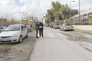 Απείχε η αντιπολίτευση, απογοήτευση στα Καμίνια