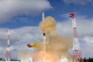 ΡΩΣΣΙΑ: Εκτόξευσαν πύραλο