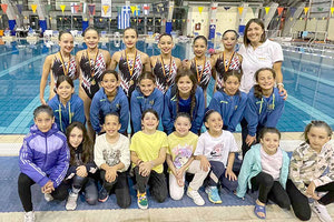 Οι αθλήτριες του ΚΟΗ με την προπονήτρια κ. Λιαδάκη