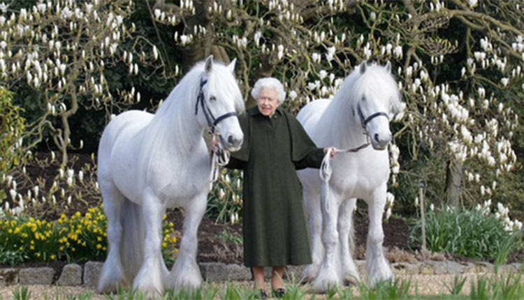 ΒΑΣΙΛΙΣΣΑ ΤΗΣ ΑΓΓΛΙΑΣ 96 ΧΡΟΝΩΝ