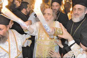 ΤΙ ΖΗΤΟΥΣΑΝ ΟΙ ΙΣΡΑΗΛΙΝΕΣ ΑΡΧΕΣ Διευθετήθηκαν θέματα ασφάλειας στην τελετή αφής του Αγίου Φωτός