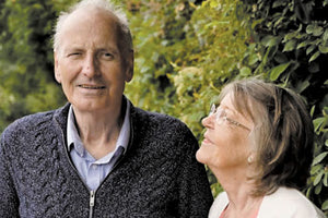 Ο 72χρονος Ντέιβ από το Μπρίστολ έχει αναρρώσει μετά από 290 ημέρες ενεργού λοίμωξης στον SARS-CoV-2