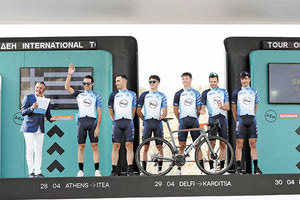 Η Ελληνική ομάδα με τους Τζωρτζάκη, Δράκο, Αρβανίτου, Ηλία, Χριστόπουλο, Χρηστάκο και Καστραντά